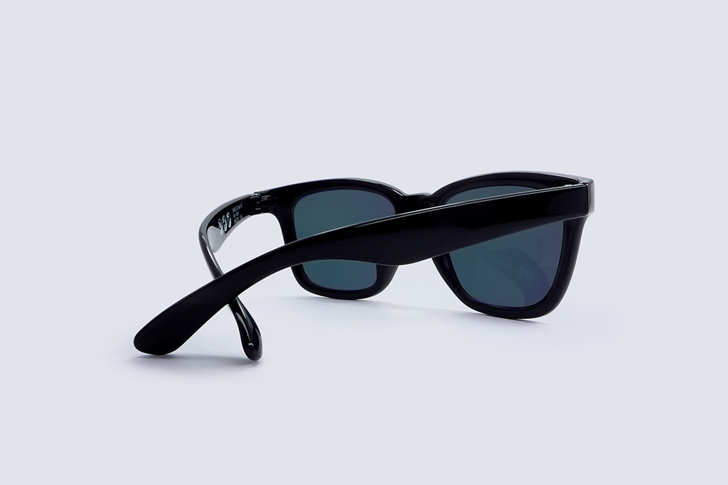 라스타 스트릿 미러 선글라스(유광 블랙-화이트 로고)